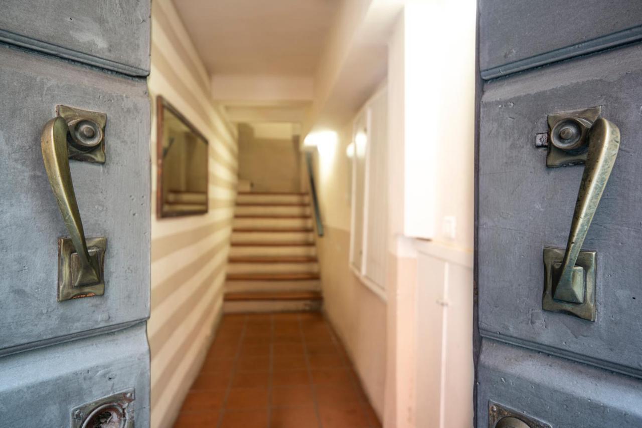 Reggio Center Lovely Apartments ريجّو إيميليا المظهر الخارجي الصورة