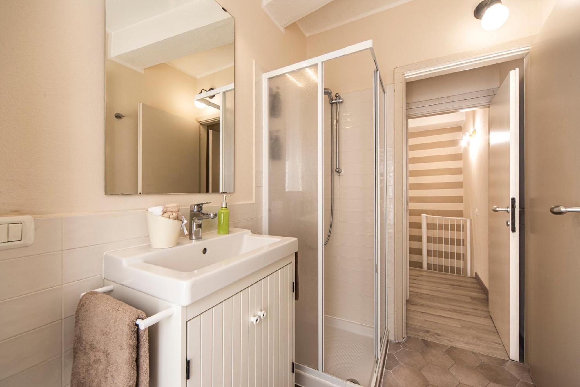 Reggio Center Lovely Apartments ريجّو إيميليا المظهر الخارجي الصورة