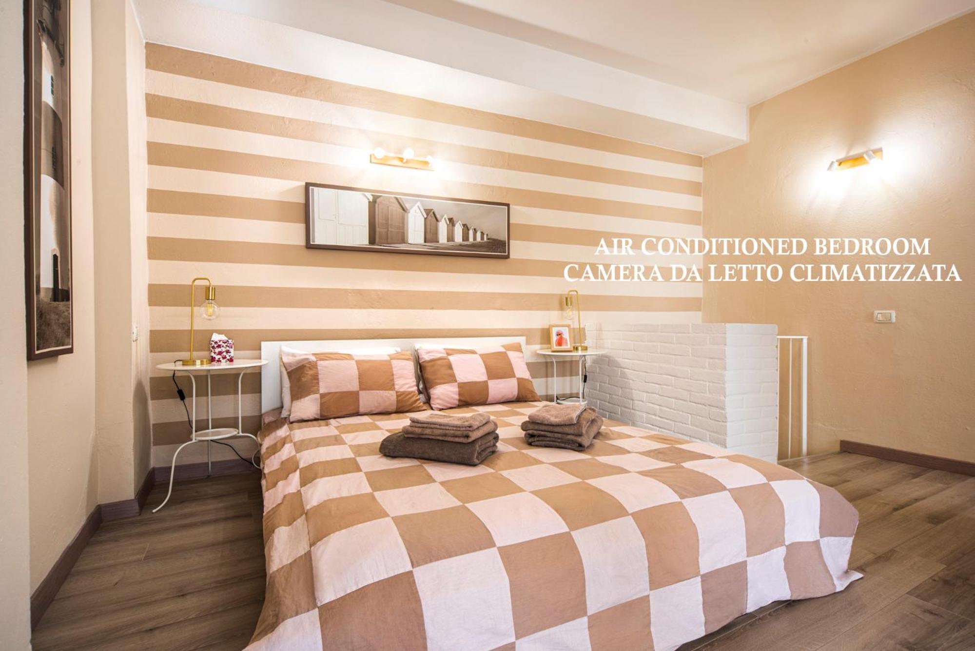 Reggio Center Lovely Apartments ريجّو إيميليا الغرفة الصورة